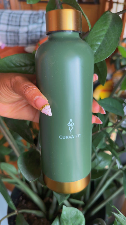 Curva Fit Blume Bottle